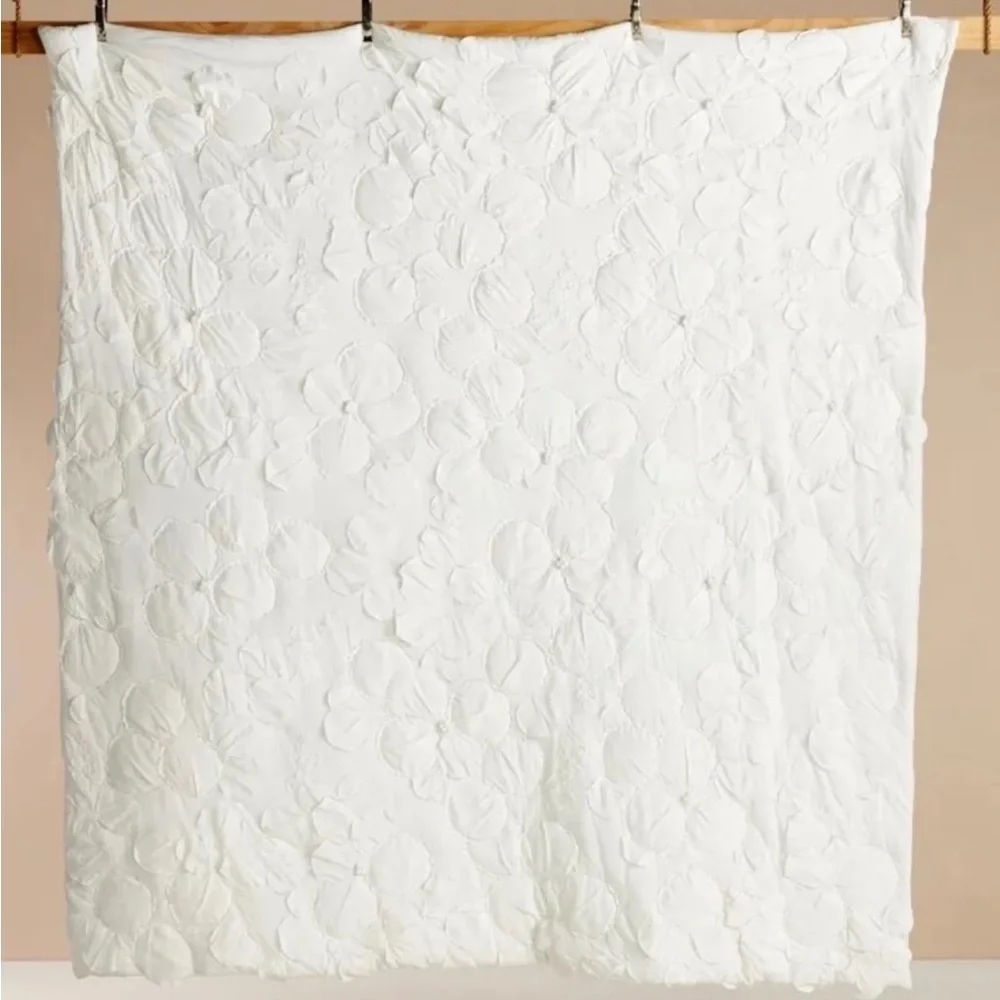 Anthropologie Alyssa Jersey Quilt in White Size Queen NWT